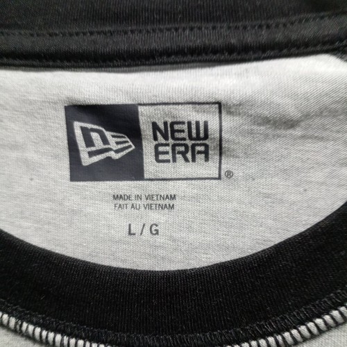 New Era Quarter Sleeve Black And Gray T Shirt Size Large - Picture 3 of 4
