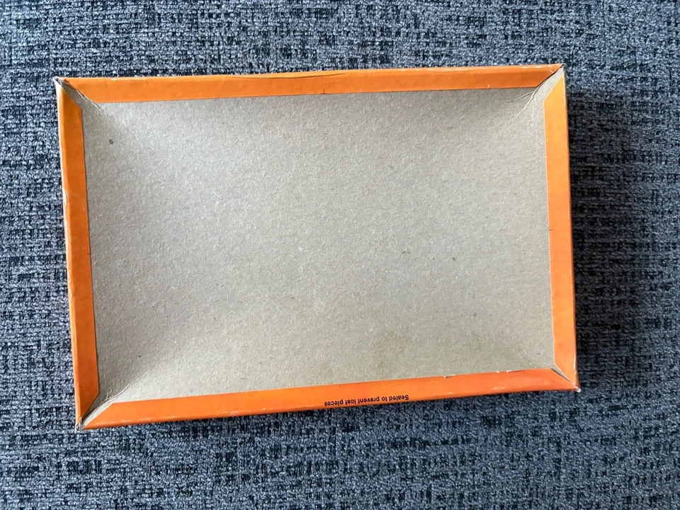 Peanuts Jigsaw Puzzle, Lucy Snoopy Ice Skating 1978, NEW, SEALED - Image 2 of 4