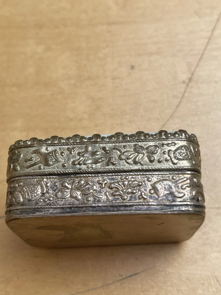 CHINÊS. PRATA ESTERLINA VINTAGE, INSERÇÃO DE TAMPA DE PORCELANA PINTADA À MÃO, COMPACTO, HLMK. - Imagem 3 de 4