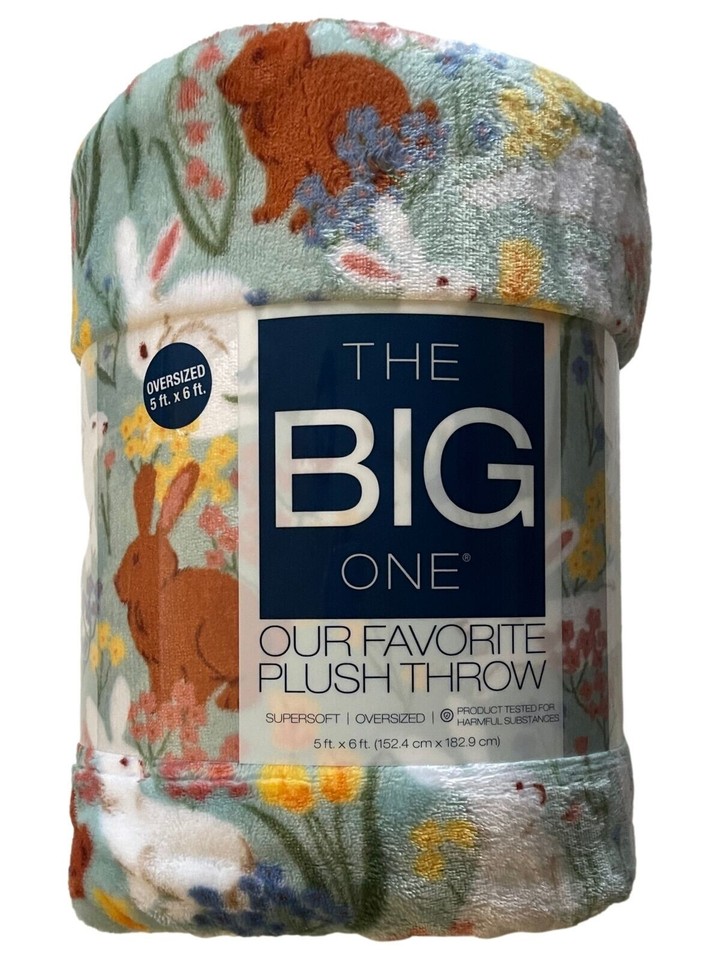 NWT Floral BUNNY RABBIT Kohl's Big One Oversized Plush Throw Blanket