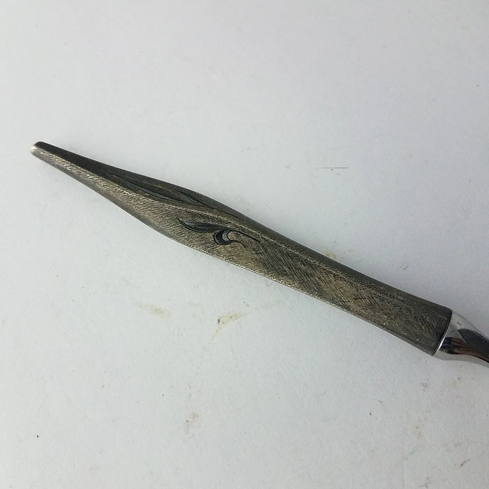 Servidor de pasteles Wallace con mango de ley hoja de acero inoxidable Foto 2 de 4