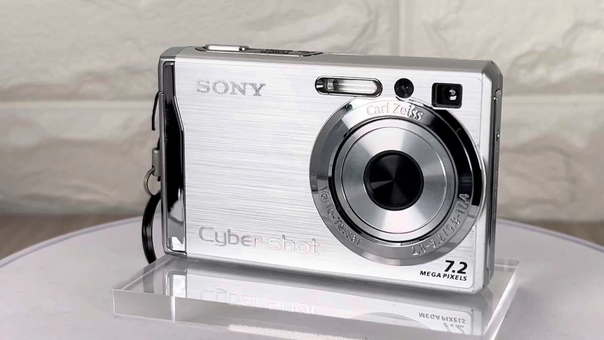 SONY Cyber-shot DSC-W80 シルバー DSC-W80 主な仕様 | デジタルスチルカメラ Cyber-shot