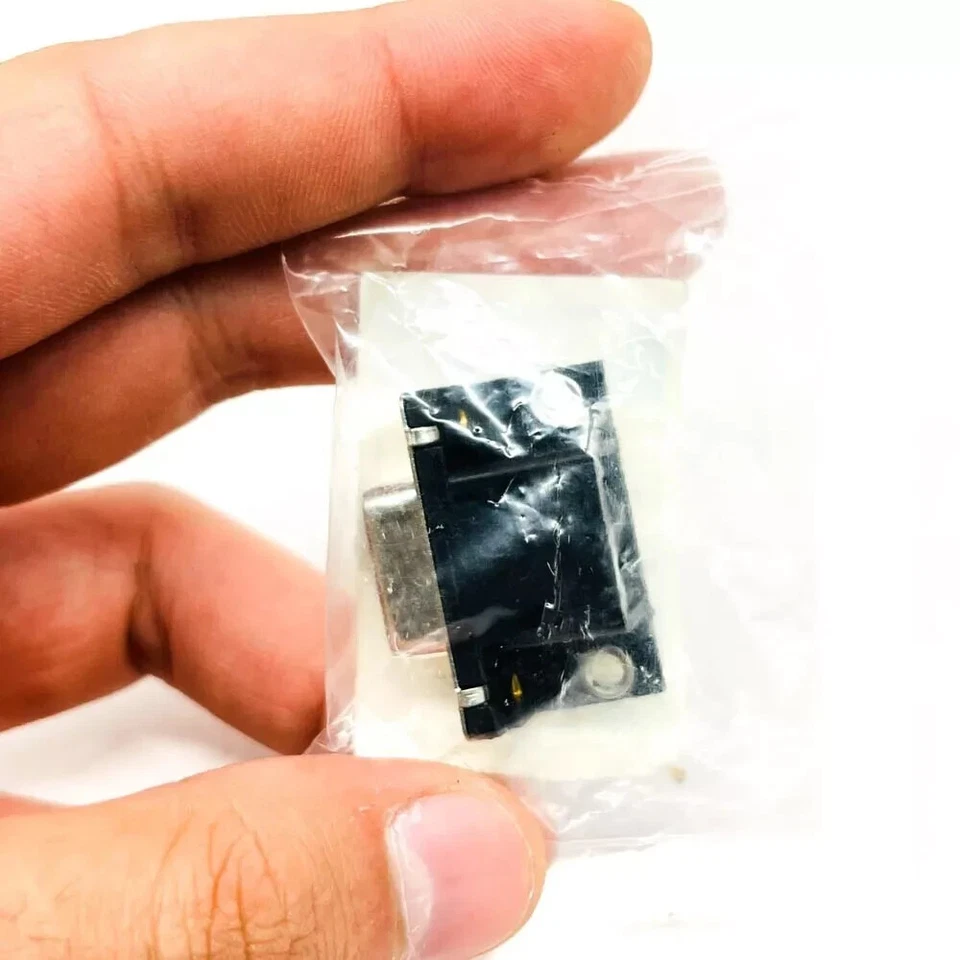 Conector Voltrex HD-DA15S-RAPC D-Sub 15 posiciones Foto 4 de 4