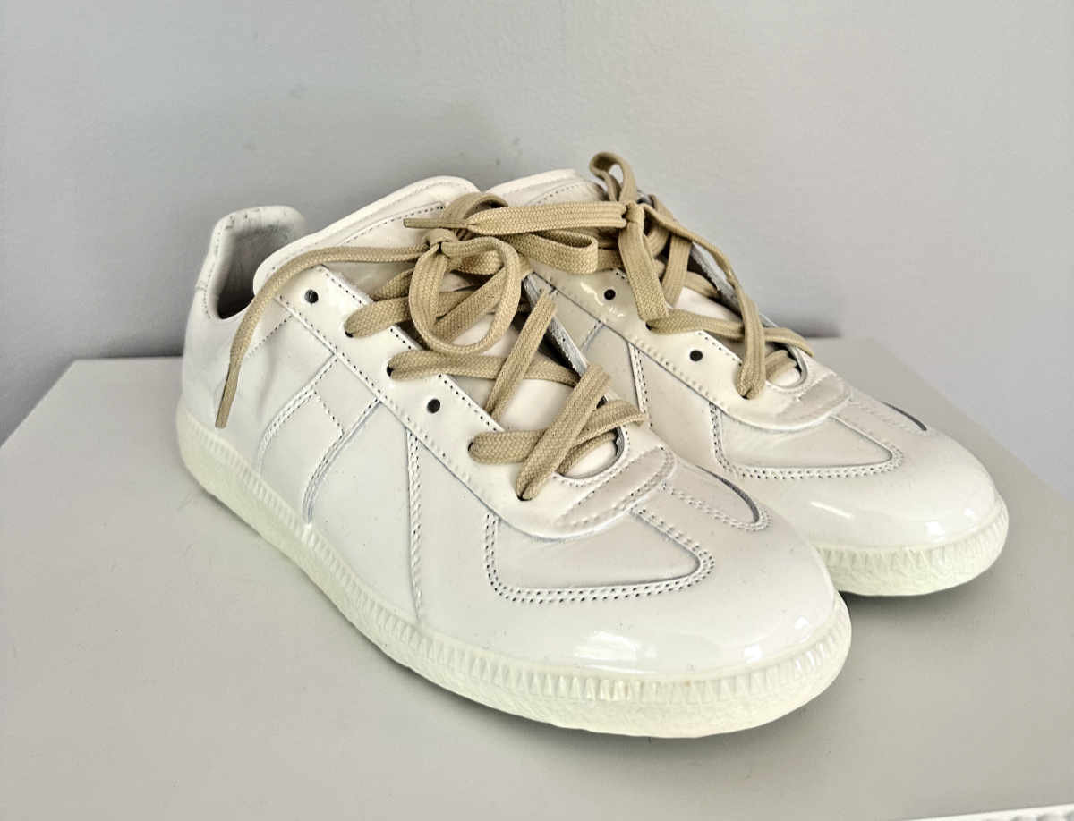 New MAISON MARGIELA Replica Patent Leather Low-Top Sneaker New MAISON MARGIELA Replica Patent Leather Low-Top Sneaker