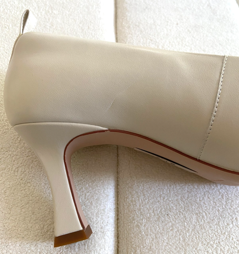 NEW 7 or 9 Sharp Pointed Toe Tapered Kitten Heel Leather Pump EU 39 - Cream - 第 13/13 張圖片