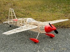 Flugzeugmodell Edge 540 703LC KIT GUILLOWS Kunstflug Holzbausatz