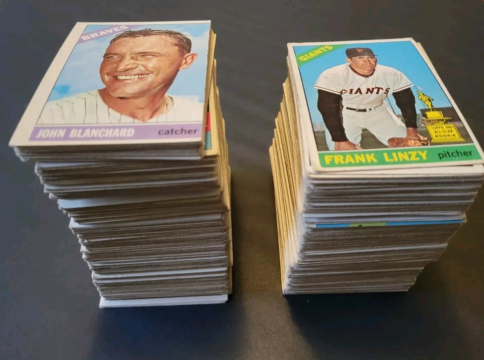 Lote a granel de 411 tarjetas de béisbol Topps 1966 - Don Mossi | Joe Jay | Más Foto 2 de 4