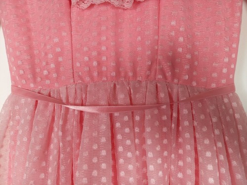 Vintage Pink Lace Sleeved Dress - Picture 6 of 8