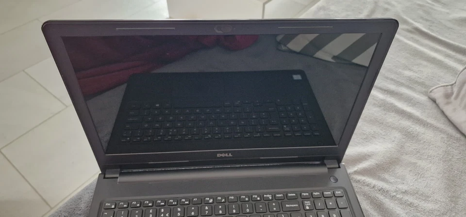 Dell Inspiron 15 Core i3 6th Generation 2.0GHz 12GB 1TB HDD Laptop - Image 3 of 4