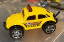 Matchbox Volkswagen Beetle Beach Patrol Hero City Logo 4x4 Yellow