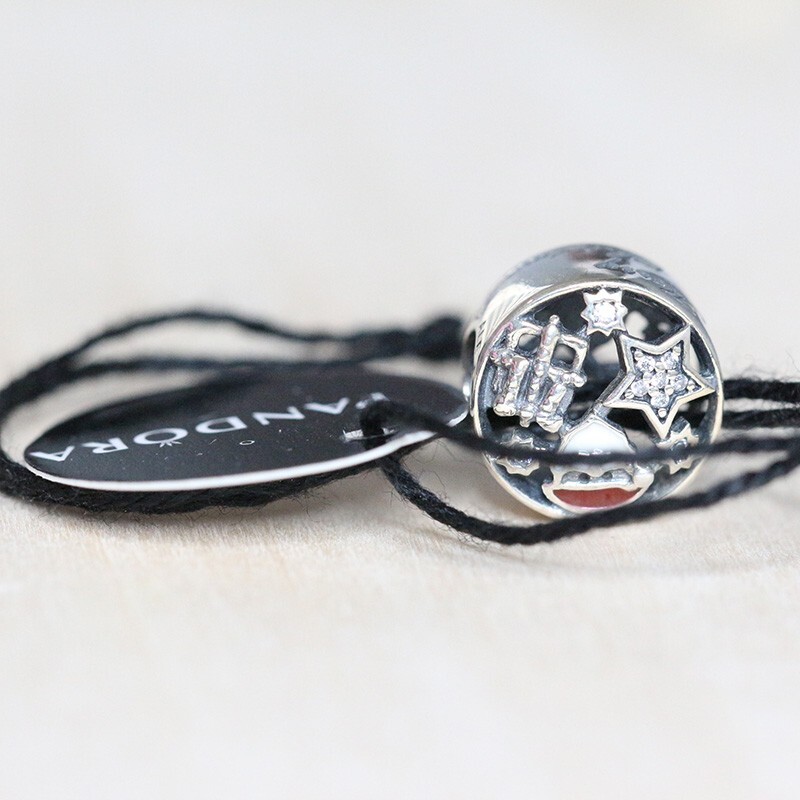 Authentic PANDORA Silver Charm Bead 2017 Christmas Joy Santa
