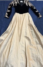 Unknown Designer Floral Embroidered Evening G...
