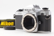 Appareil photo reflex argentique 35 mm Nikon FE2 argent nid d'abeille...