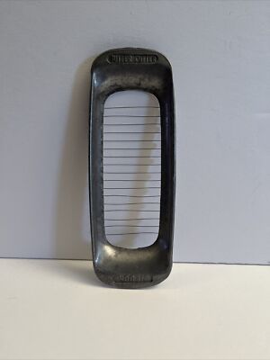 Vintage Heuck Wire Stick Butter Pat Cutter Cast Aluminum Kitchen Gadget Nice!