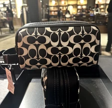 NWT Coach Small Travel Kit In Signature Canvas CP202