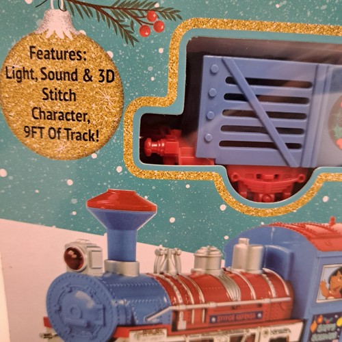 Stitch Holiday Express Juego de Tren de Navidad de 12 Piezas con Luz y Sonido Disney Lilo - Imagen 4 de 7