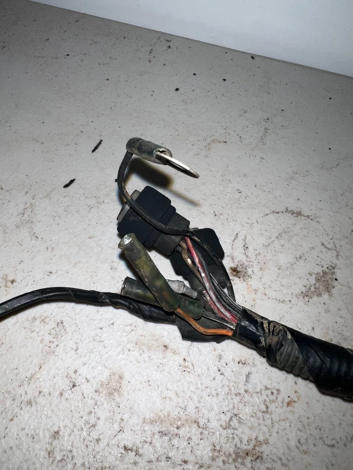 Yamaha Tri-Moto 225 1985 arnés de cables/1EV-82590-60-00 Foto 3 de 4