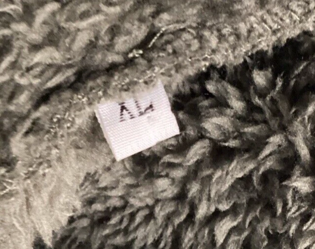 UNBRANDED Women’s (Size XL) Long Sleeve Collared Button Down Fleece Jacket - Image 3 of 4