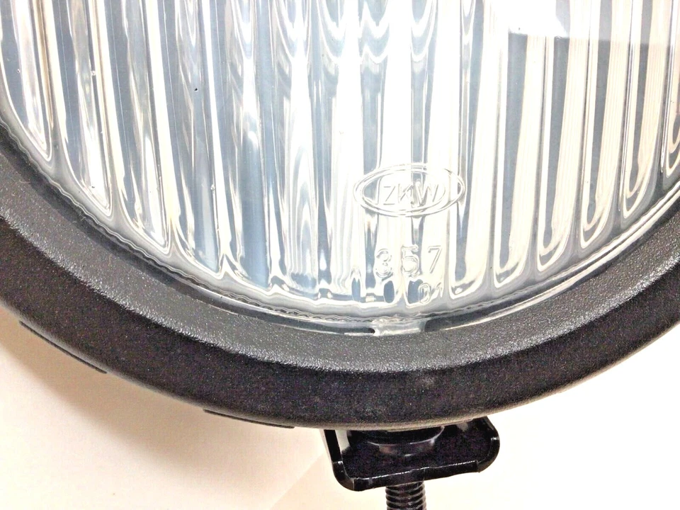Jeep Wrangler 2003 2004 pasajero o lado del conductor faros antiniebla delanteros nuevos OEM Foto 3 de 4