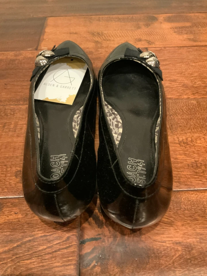 Planos Coach Trina de charol negro con lazo, talla 7,5 EE. UU. F2080 Foto 4 de 4