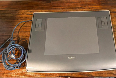 Wacom Intuos 3 Graphics Tablet PTZ-630 Wired USB 15.3 x 12.6 x 0.4 in