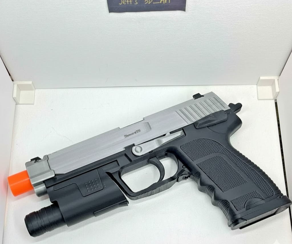 Resident Evil 4 Gun Pistol SG-09 R w/ Laser sight-Prop Cosplay