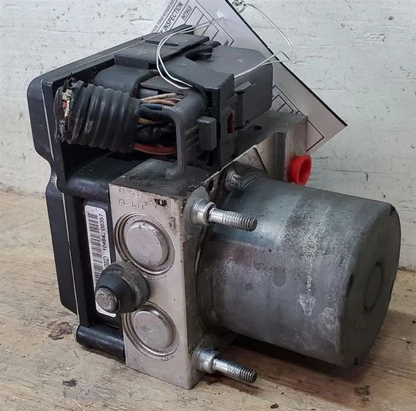 Conjunto de módulo de control de bomba de freno antibloqueo ABS Chevy Traverse 2009-2011 OEM Foto 2 de 4