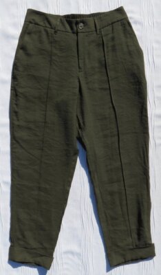 A NEW DAY Target US women s 8 Medium Green Rayon Tapered Leg Trousers Work Pants