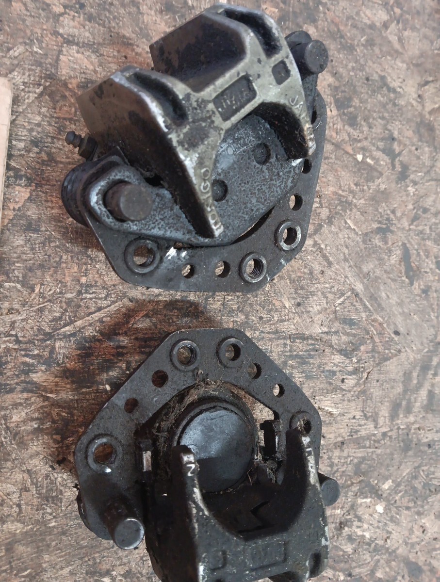 Front Brake Calipers for 1985 Kawasaki ZX900A Ninja C3 | eBay