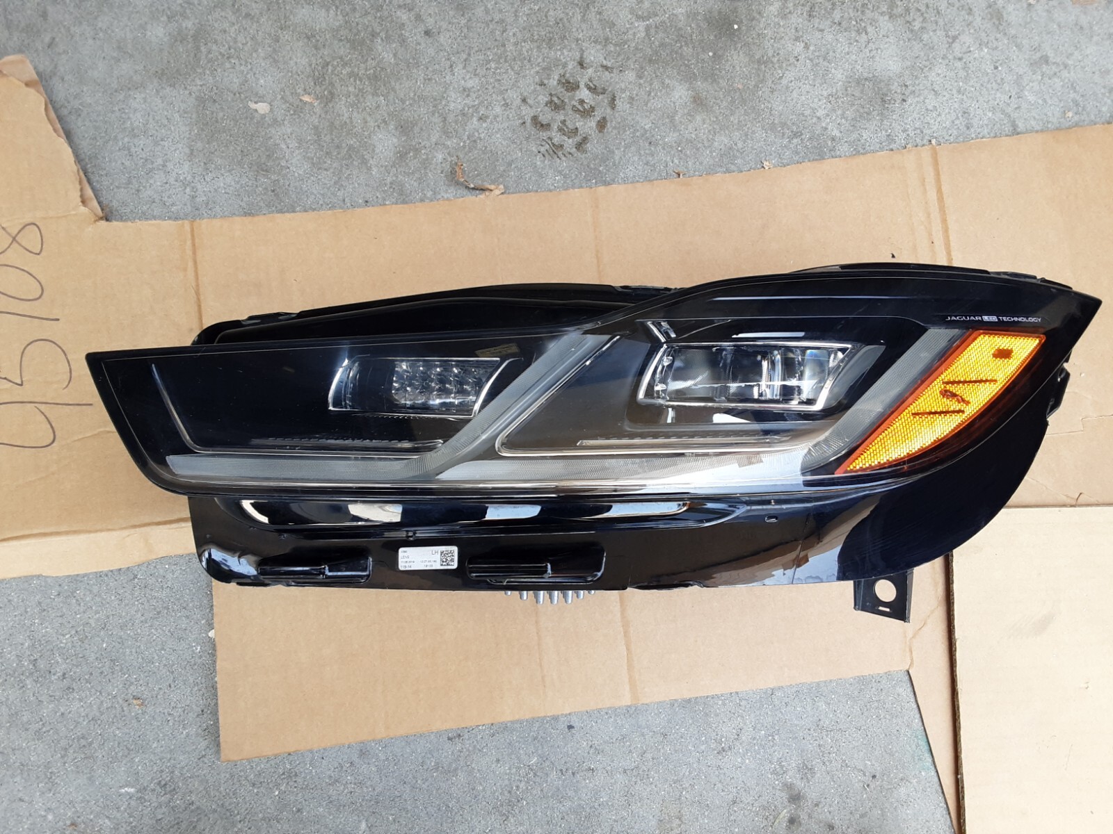 2019-2020 Jaguar I-pace OEM Left Drivers Side LED Headlight for 