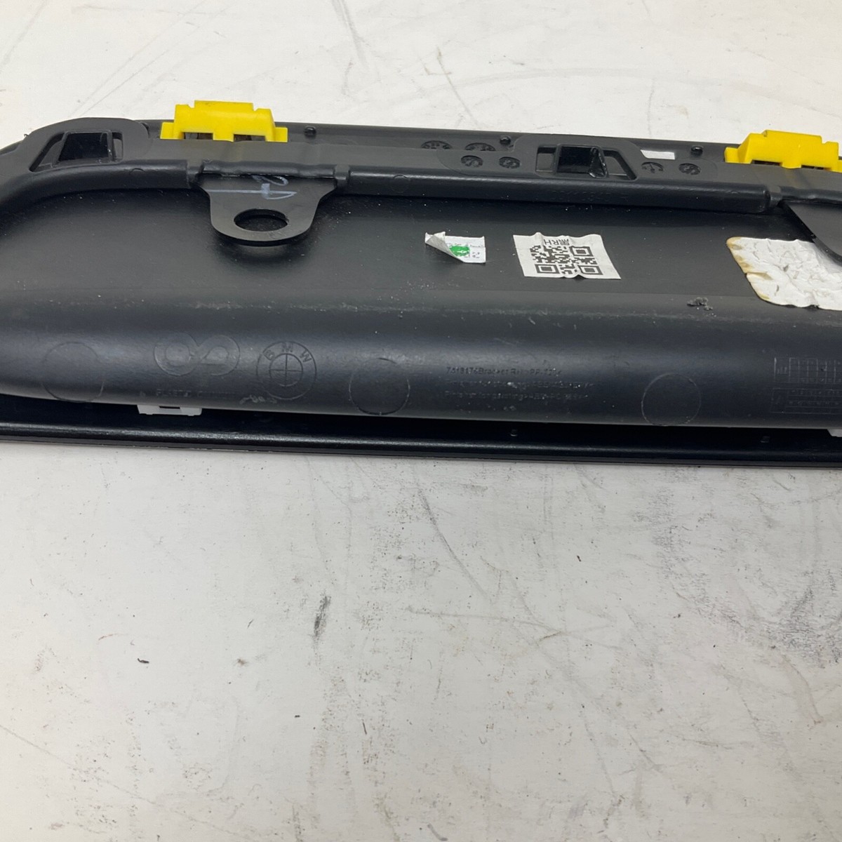 BMW G05 X5 Black Fender Strip Front Right Passenger Side 7418176 