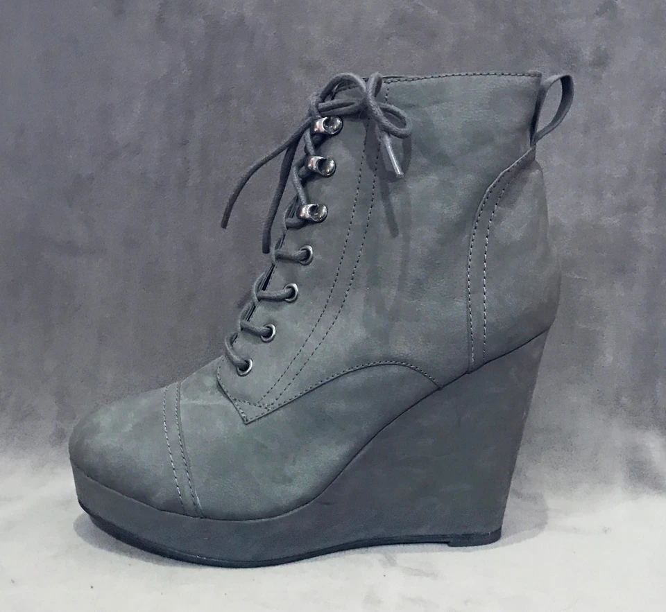 NEW URBAN OUTFITTERS KIMCHI BLUE GREY LACE UP PLATFORM HEELS SHOES SZ 9 - Imagem 4 de 4