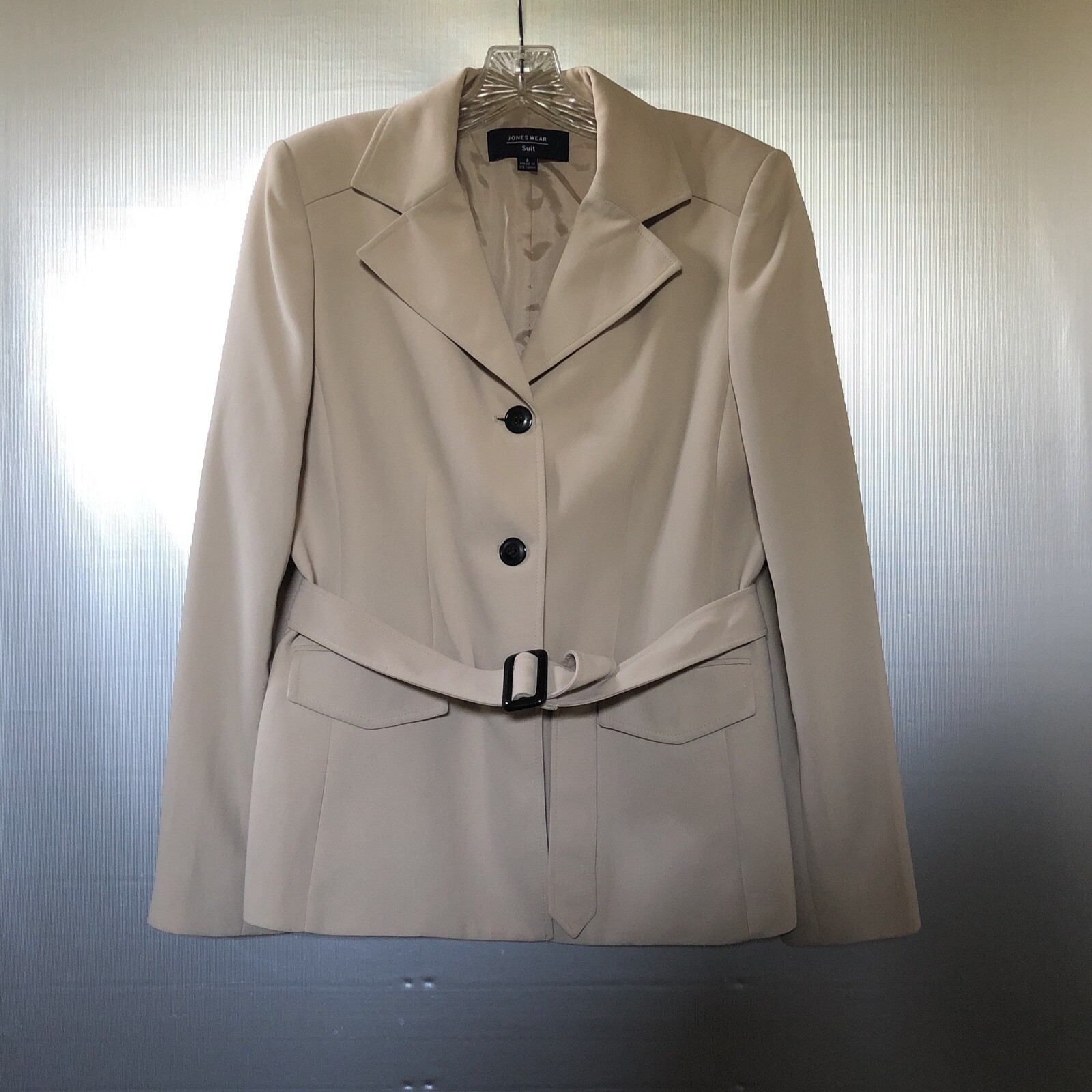 Jones Wear Beige Belted Suit Jacket With Black Button… Gem