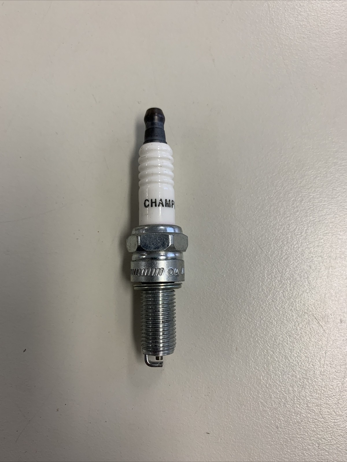 Champion RG4HCX Original Spark Plug #1114
