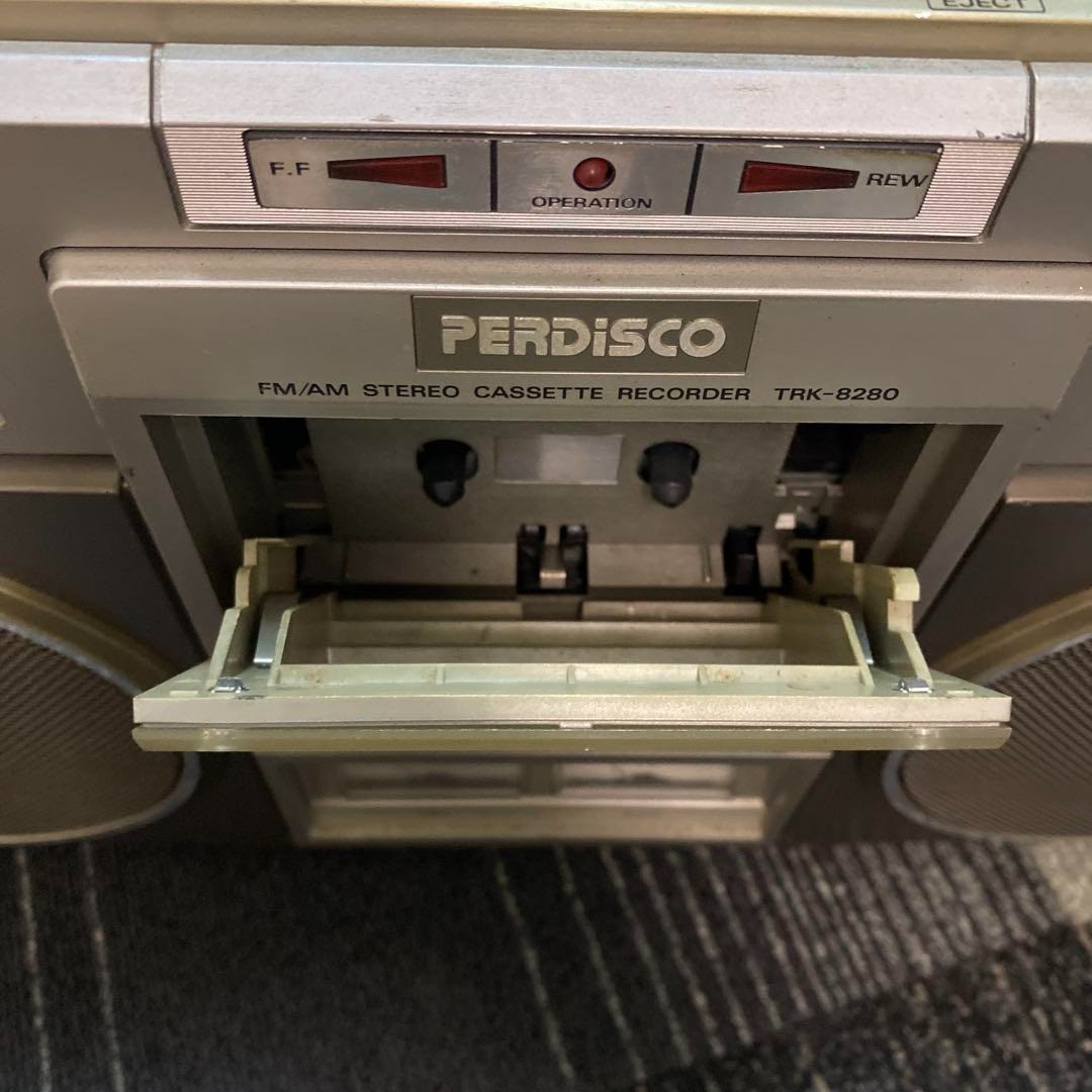 HITACHI TRK-8280 PERDISCO 1979 Boombox Radio Cassette Player