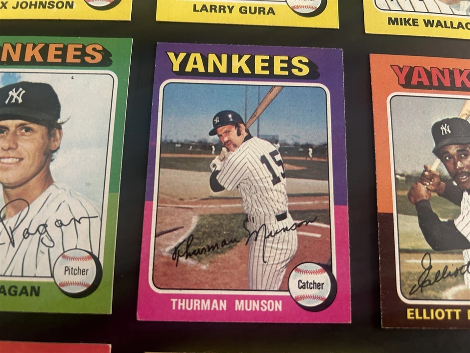1975 Topps New York Yankees Juego Completo de 33 Ortigas Munson 62 Mantle 55 Yogi Foto 4 de 4