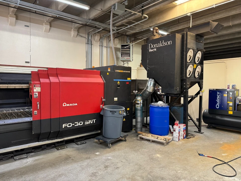 Laser de CO2 2008 Amada FO3015NT 4000 Watt usado, excelente estado - Imagem 4 de 4