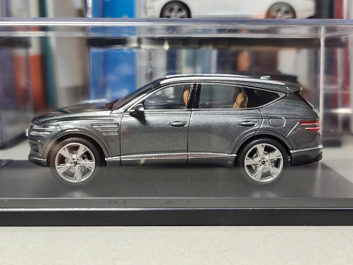 1:43 Hyundai Genesis GV80 Carbon Metal Dealer Edition | eBay