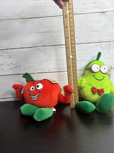 Vintage Toy Box Creations Amazing Apple and Shakes Pear plush both with tags - Picture 12 of 12