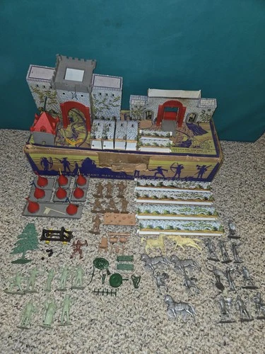 Vintage 1950s Marx Robin Hood Castle Set,4719,Box,Accessories,Figures,Weapons