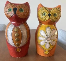 PAIR Two 11-1/2" Gemma Taccogna Signed Folk Art Paper Mache Owls Mexico 1960s