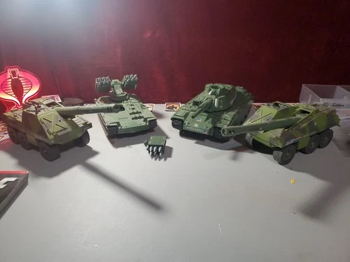 Huge Gi Joe Tank Lot #2. Mobat, Wolverine,  Slugger (2).