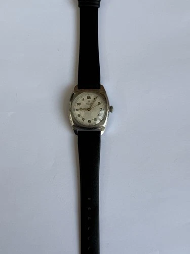 Rare Vintage 1940s Rolex Oyster Manual Wind Men’s Watch