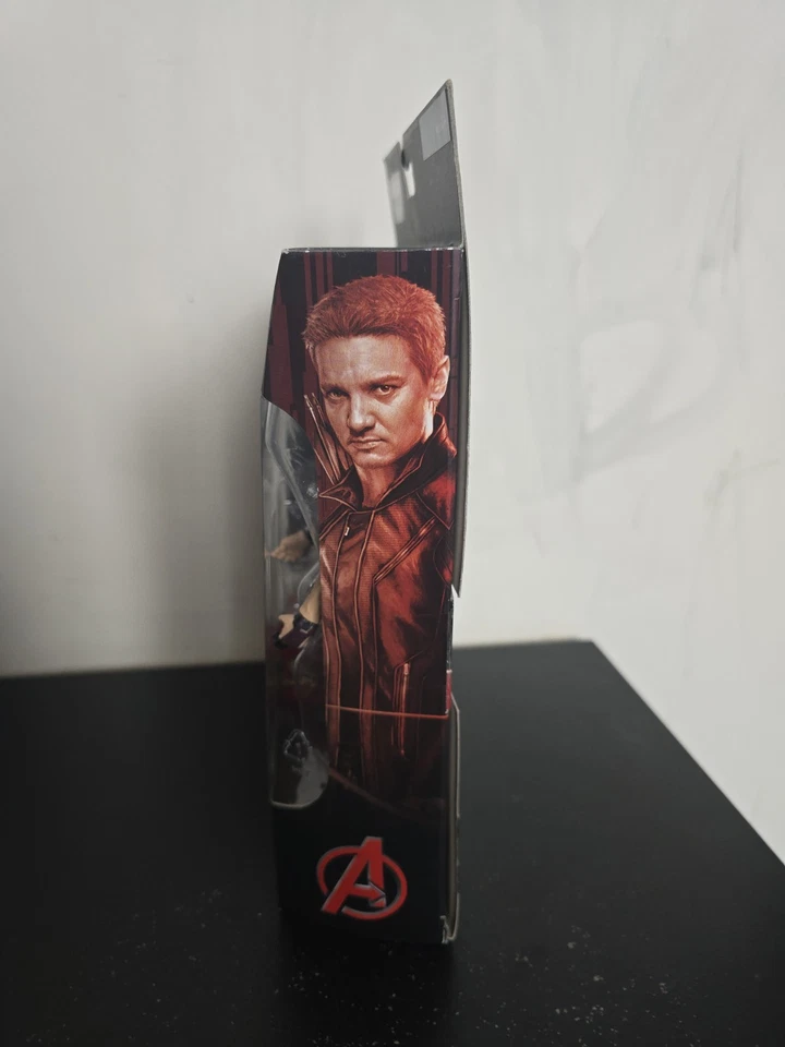 Marvel Legends - Avengers Age of Ultron Hawkeye New - Image 4 of 4