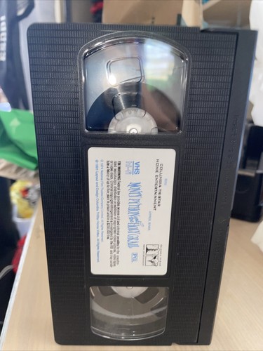 Monty Python and the Holy Grail (VHS, 1991) Factory Sealed Movie Tape - 第 3/3 張圖片