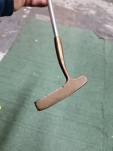 Mattie Velvet Touch Putter Esp Right Handed - Picture 2 of 7