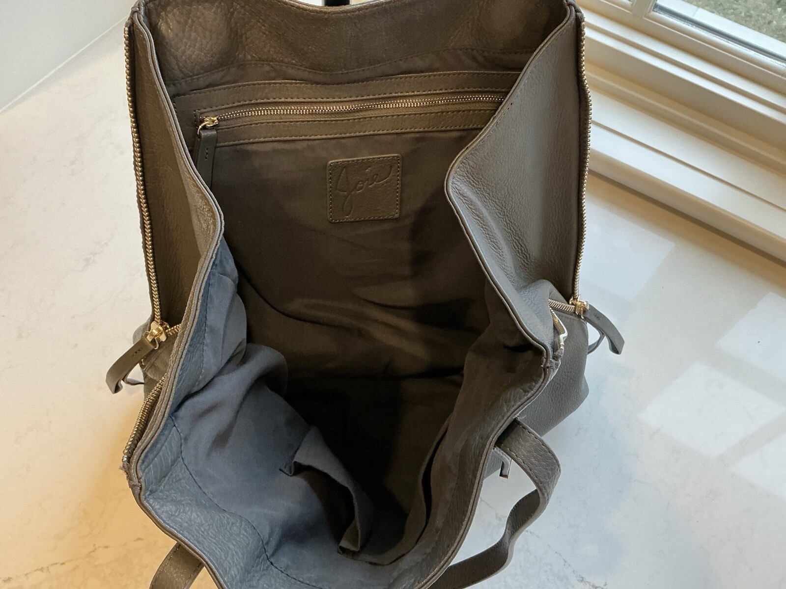 Joie Leather Hobo Side Zip Tote Bag-Grey-Excellen… - image 4