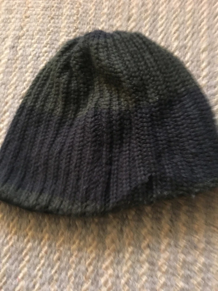 Mens cap knitted Beenie Dark Blue & Dark Green Size One Sized - Image 3 of 4