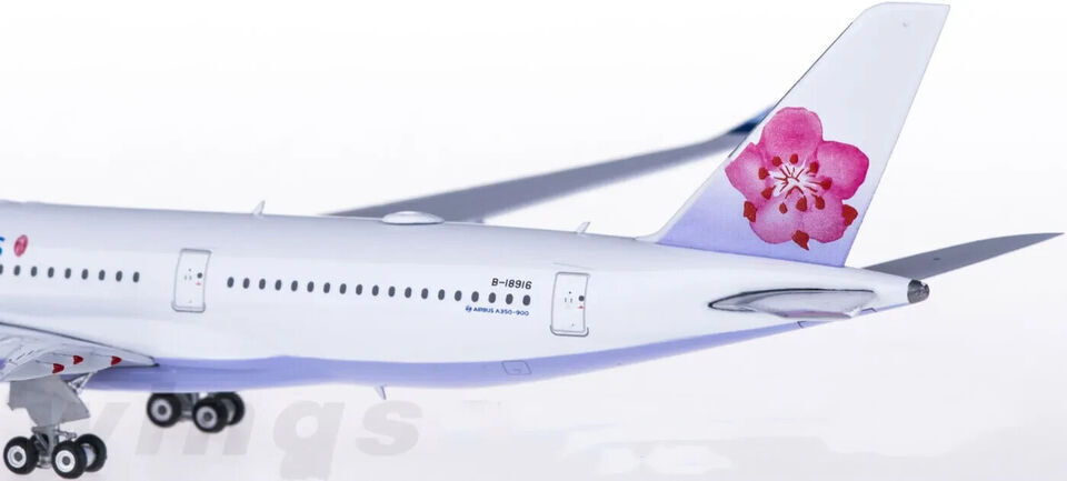 1/400 チャイナエアライン A350-900 Phoenix Amazon.co.jp: 1/400 China Airlines A350 900 Phoenix : Toys