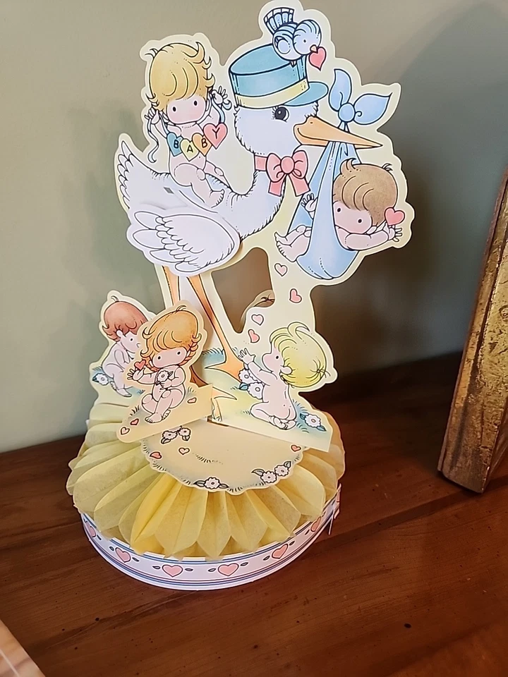 Centro de mesa de cigüeña entrega especial sello panal baby shower de colección J Anglund Foto 4 de 4